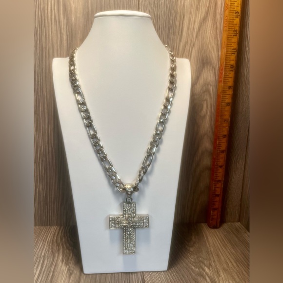 Large Silver Chain with Cross - Picture 2 of 6